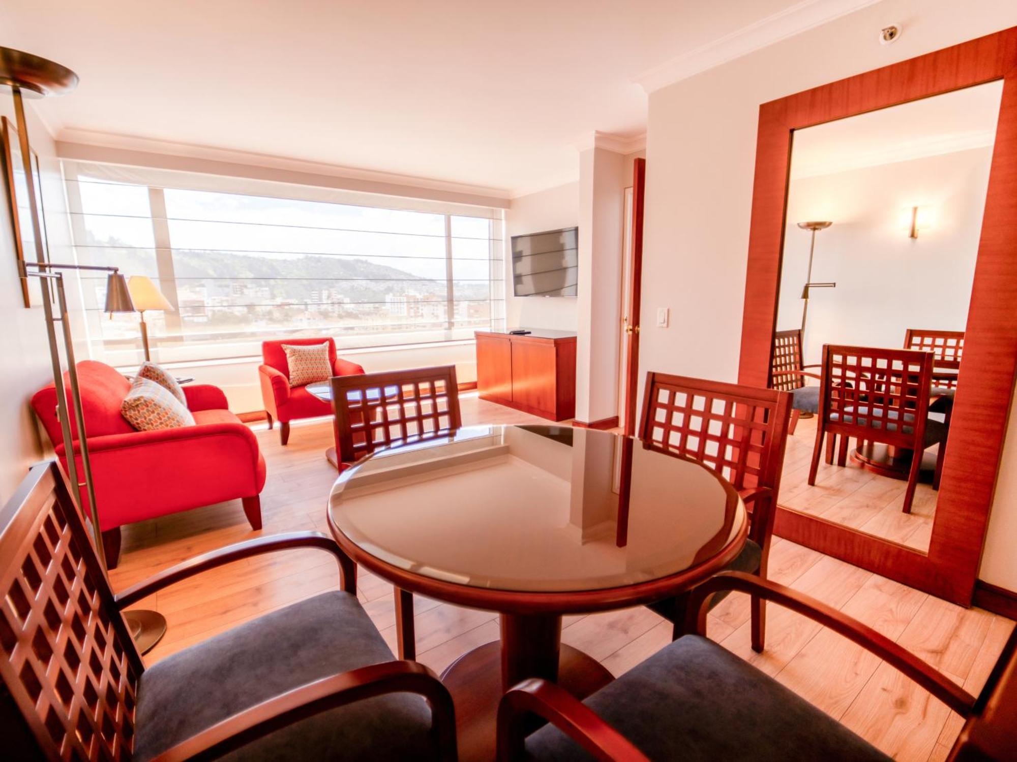 Swissotel 키토 외부 사진